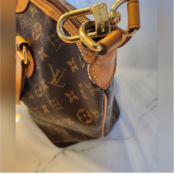 Louis Vuitton Palermo PM - Picture 9 of 15